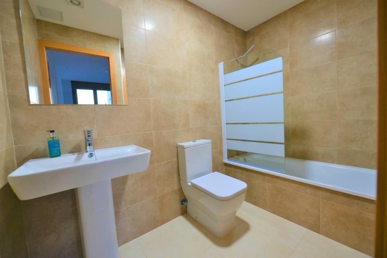 New Apartment With Big Terrace 10 Min Walk To Beach Supermarkets Calafell Luaran gambar